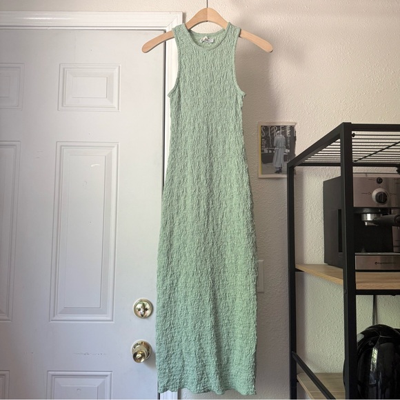 NWOT GHANDA CO. sage green cotton blend bubble popcorn sleeveless midi dress - Picture 1 of 6